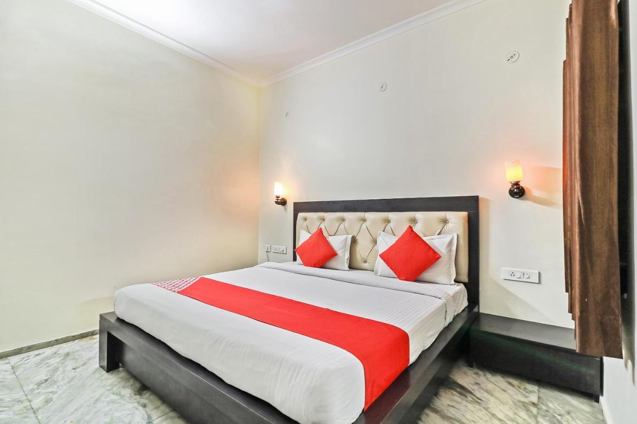 جايبور Collection O 35762 Hotel Season 4 المظهر الخارجي الصورة